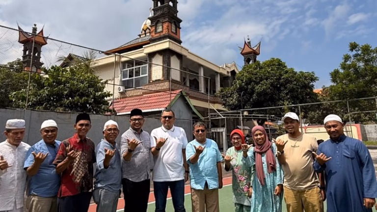 Silaturahmi Braditi Moulevey Rajo Mudo dengan IKMS di Bali membuka peluang kolaborasi DPP IKM dan IKMS untuk perantau Minang. (Dok. Tim BM)