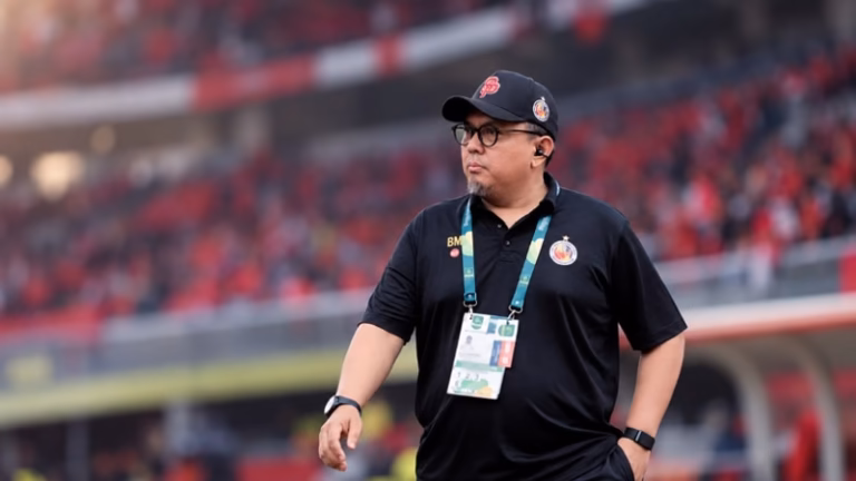 Perjalanan Terjal Kabau Sirah: Pergantian Pelatih, Evaluasi Manajemen dan Misi Kembali ke Liga 1